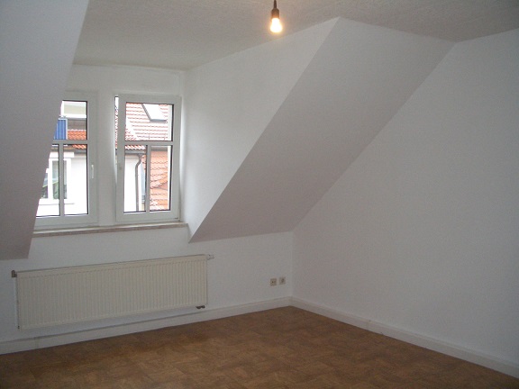 helle 2-Raum-Dachgeschoss-Wohnung in Bautzen /Innenstadt ...